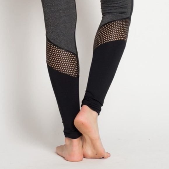 Yoga or Workout Pants, Leggings, Pink & Black - Picture 4 of 6